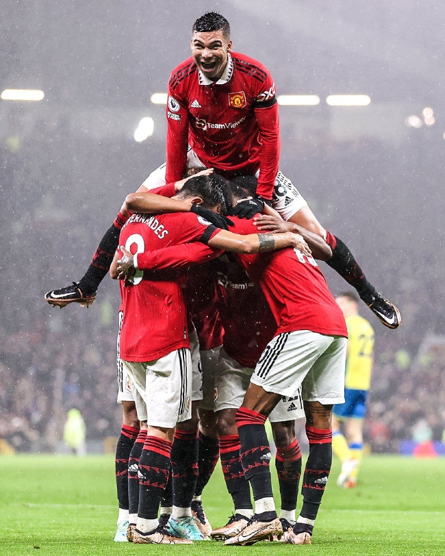 对两支球队 对两支球队